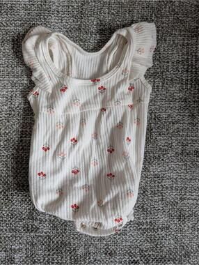 Cloud Island Baby Romper (0-3 M size)